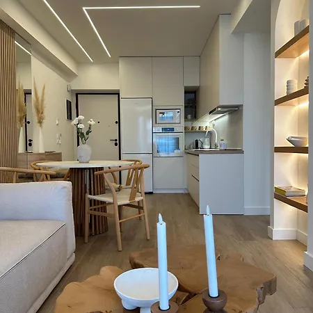 Apartmán Luxury 70m2 With 2 Bedrooms ,balcony And Jacuzzi , Downtown