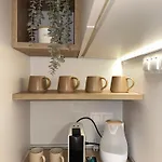 Luxury 70m2 With 2 Bedrooms ,balcony And Jacuzzi , Downtown *