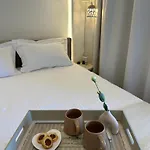 Apartment Luxury 70m2 With 2 Bedrooms ,balcony And Jacuzzi , Downtown *
