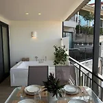 Luxury 70m2 With 2 Bedrooms ,balcony And Jacuzzi , Downtown Thessaloniki