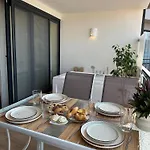 Luxury 70m2 With 2 Bedrooms ,balcony And Jacuzzi , Downtown Apartment Thessaloniki
