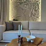 Luxury 70m2 With 2 Bedrooms ,balcony And Jacuzzi , Downtown * Thessaloniki