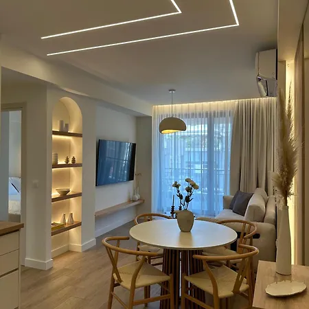 Luxury 70m2 With 2 Bedrooms ,balcony And Jacuzzi , Downtown Θεσσαλονίκη
