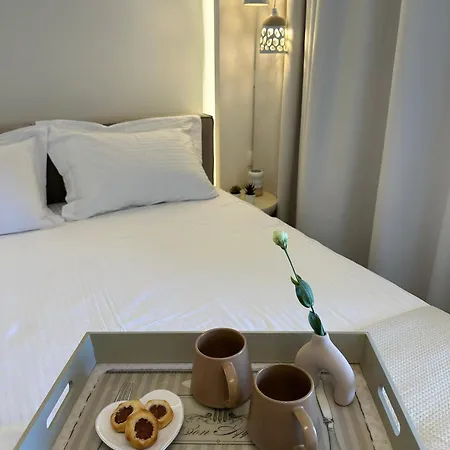 Διαμέρισμα Luxury 70m2 With 2 Bedrooms ,balcony And Jacuzzi , Downtown *