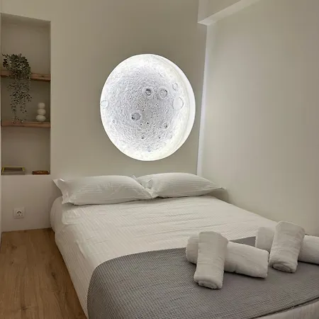 Luxury 70m2 With 2 Bedrooms ,balcony And Jacuzzi , Downtown Διαμέρισμα
