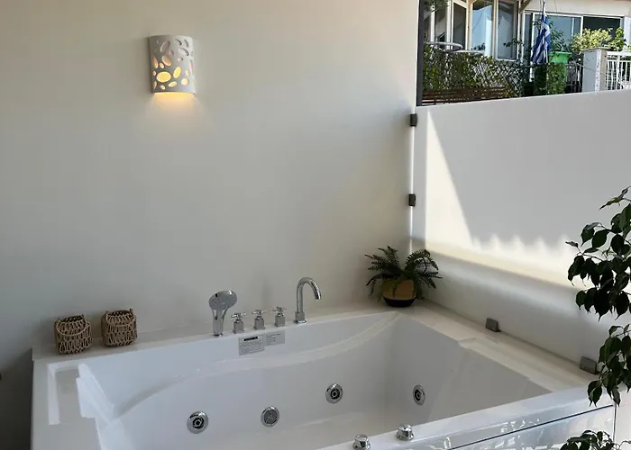 Luxury 70m2 With 2 Bedrooms ,balcony And Jacuzzi , Downtown Appartement