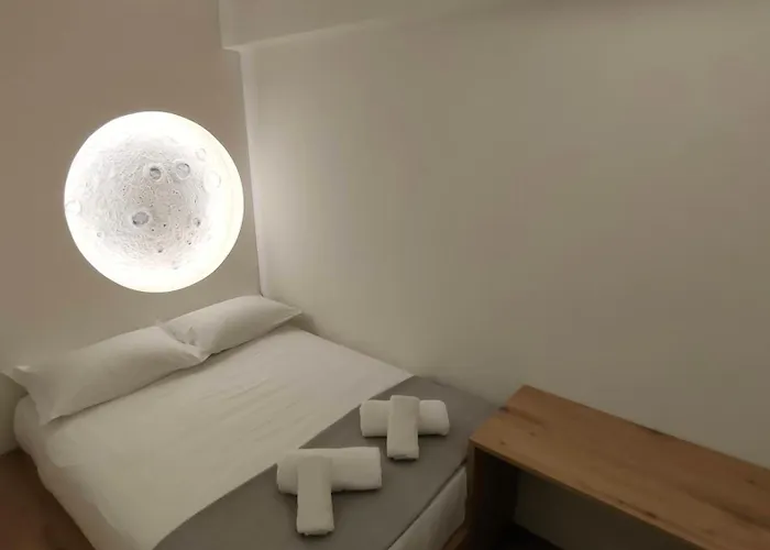 Luxury 70m2 With 2 Bedrooms ,balcony And Jacuzzi , Downtown Lejlighed Thessaloníki
