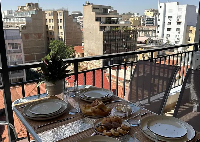 Luxury 70m2 With 2 Bedrooms ,balcony And Jacuzzi , Downtown * 테살로니키