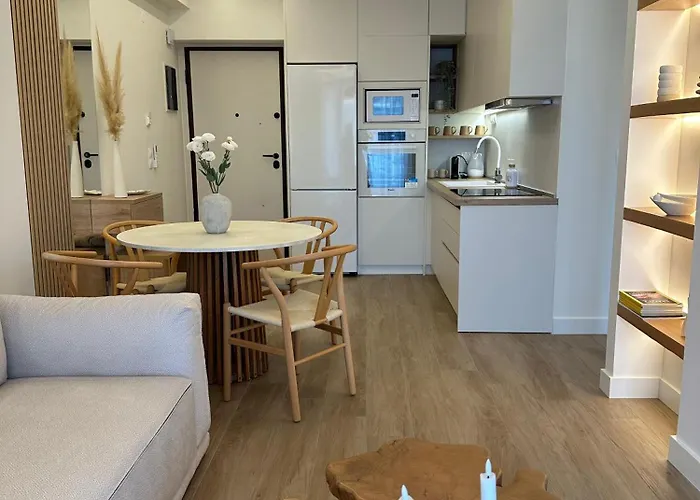 아파트 Luxury 70m2 With 2 Bedrooms ,balcony And Jacuzzi , Downtown *