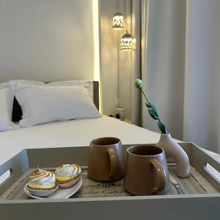 Luxury 70m2 With 2 Bedrooms ,balcony And Jacuzzi , Downtown *